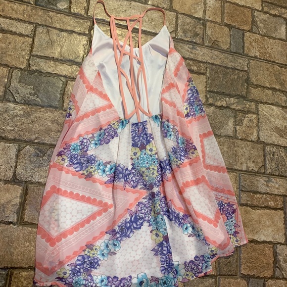 Boutique Dress - Picture 2 of 3